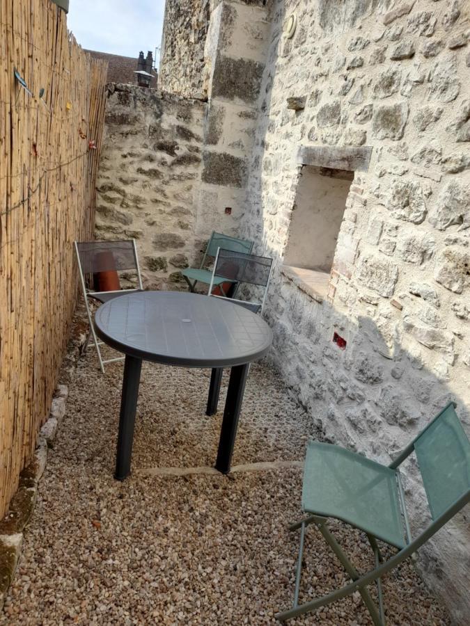 Il Fait Bon Vivre Classe 3 Etoiles Montcuq Dış mekan fotoğraf